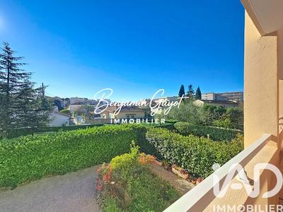 Appartement - 113 m² - 5 pièces