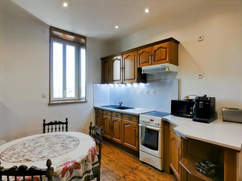 Appartement - 256 m² - 9 pièces