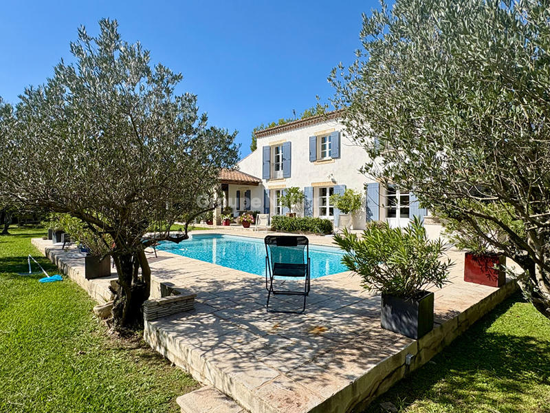 Maison - 195 m² - 7 pièces