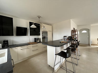 Villa - 92 m² - 4 pièces