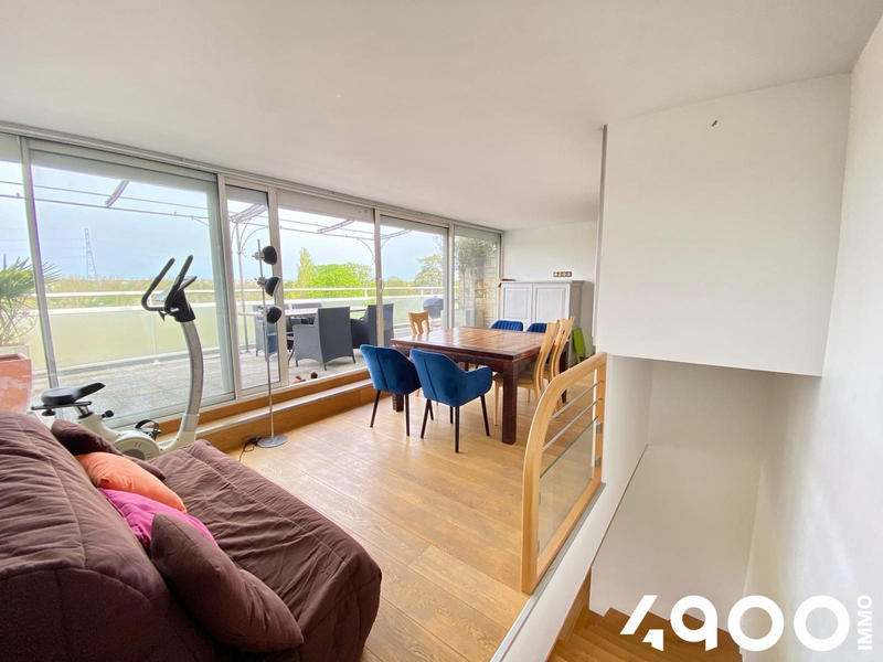 Appartement - 170 m² - 6 pièces