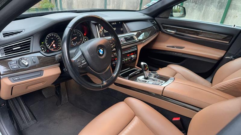 Bmw Série 7 740Li 320 Luxe Limousine