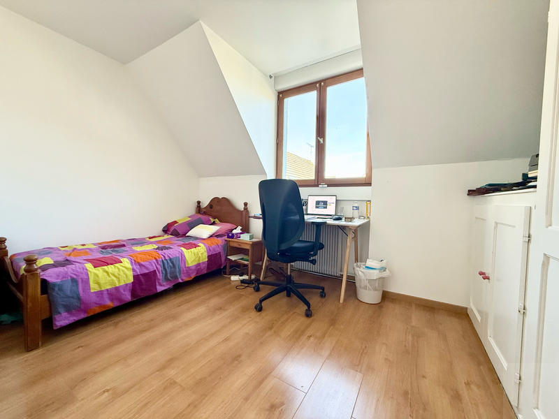 Maison - 145 m² - 6 pièces