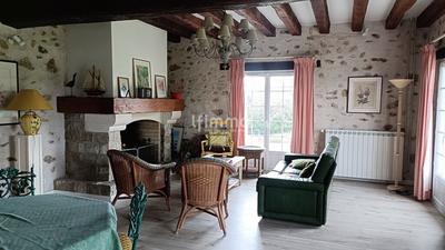 Maison en pierre - 163 m² - 6 pièces