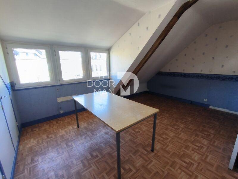 Immeuble - 125 m² - 6 pièces