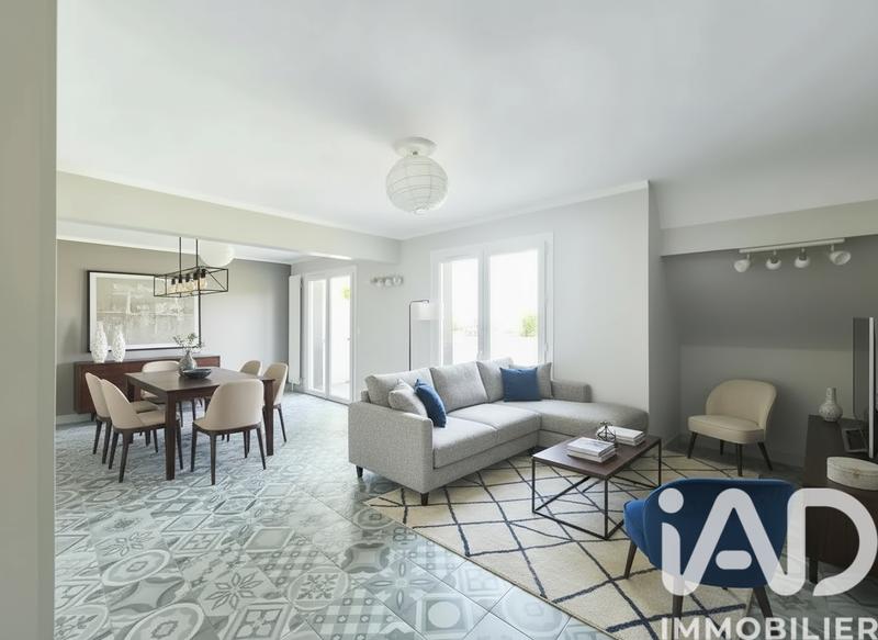 Maison - 200 m² - 8 pièces