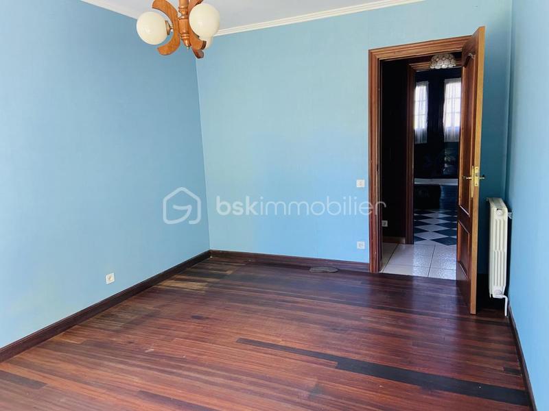 Maison - 151 m² - 6 pièces