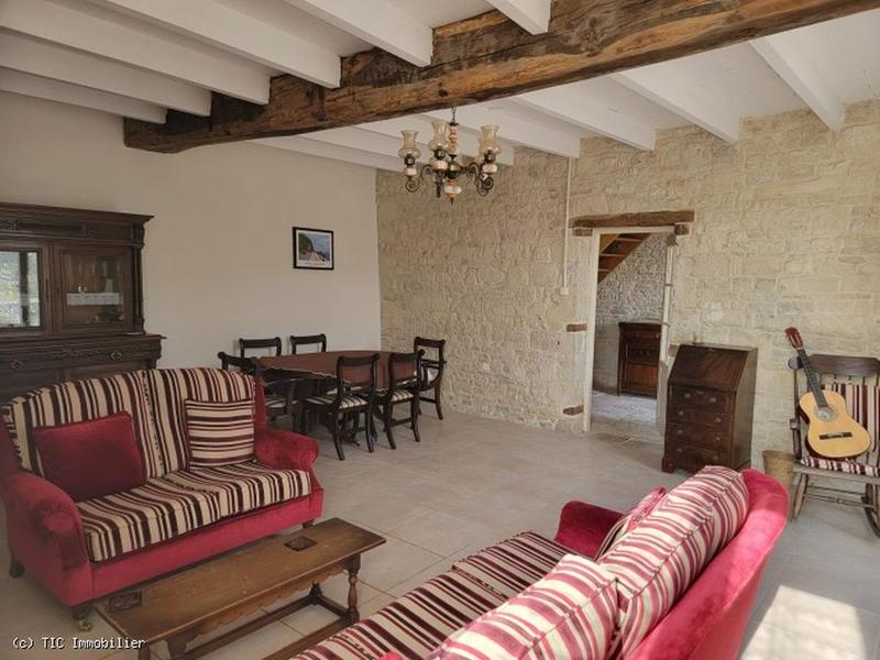 Maison ancienne - 141 m² - 6 pièces