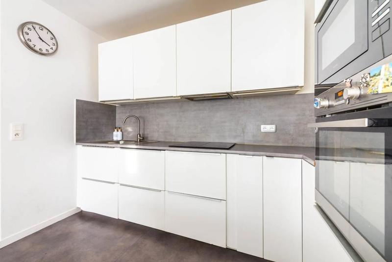 Appartement - 80 m² - 4 pièces