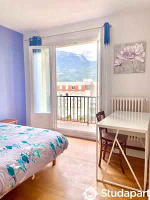 Chambre - 12 m² - 1 pièce