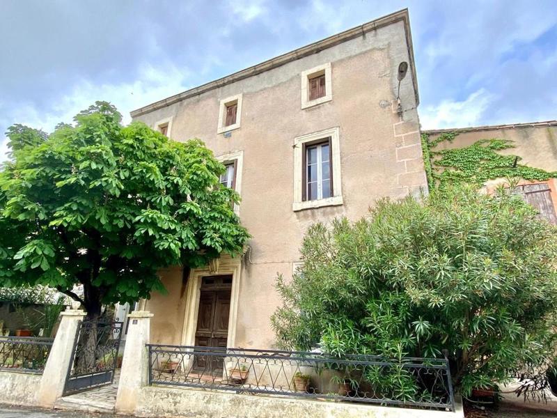 Maison - 203 m² - 6 pièces