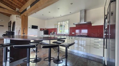 Maison - 125 m² - 4 pièces