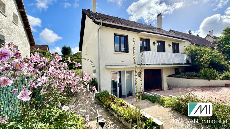 Maison - 107 m² - 6 pièces