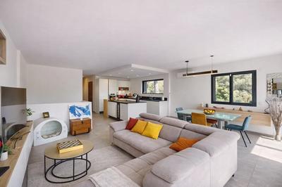 Villa - 158 m² - 6 pièces