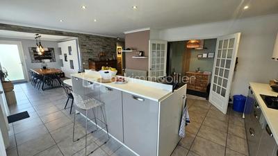 Maison - 125 m² - 5 pièces