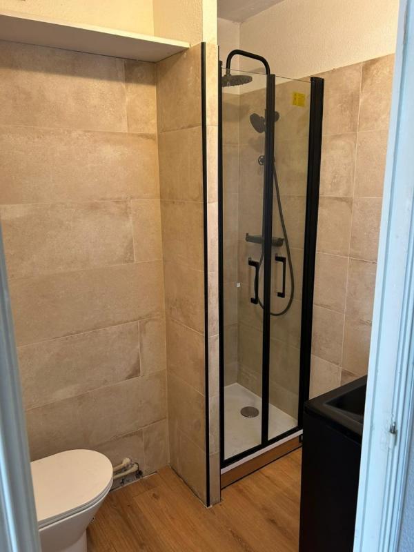 Studio - 25 m² - 1 pièce