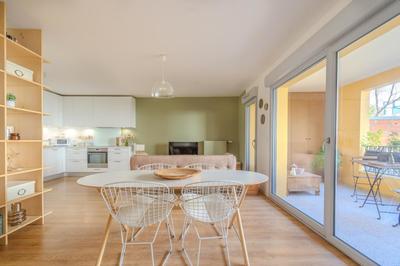 Appartement - 80 m² - 4 pièces