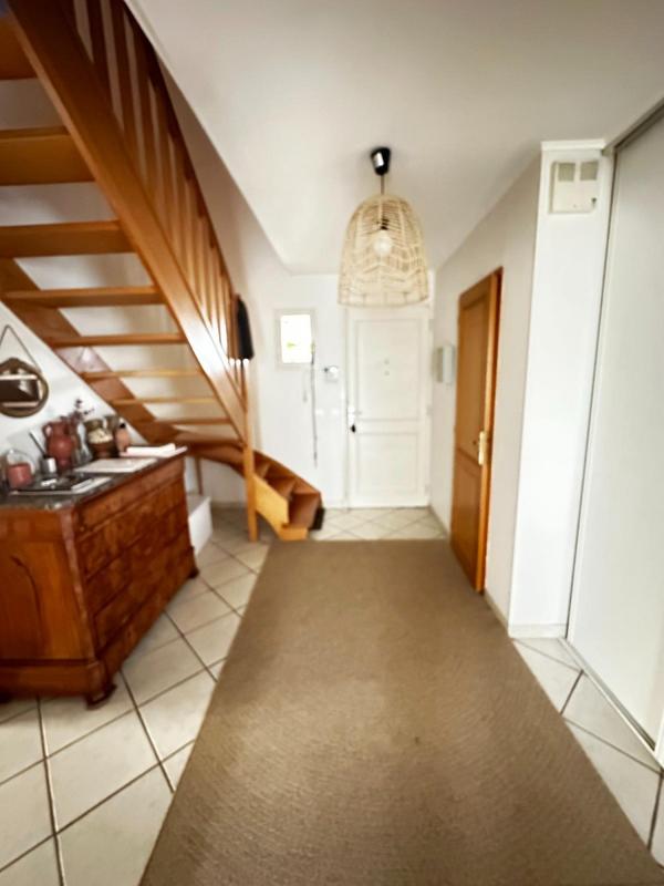 Maison traditionnelle - 131 m² - 5 pièces