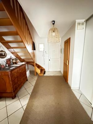 Maison traditionnelle - 131 m² - 5 pièces