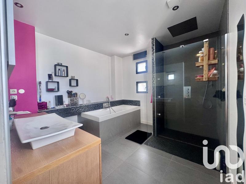 Maison de maîtres - 200 m² - 5 pièces