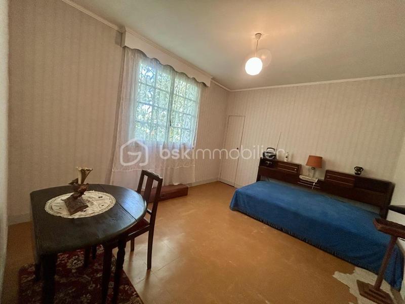 Propriété - 236 m² - 10 pièces