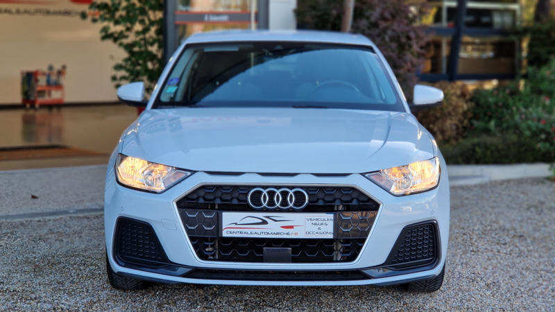 Audi A1 sportback 30 Tfsi 110 ch s tronic 7 Business line