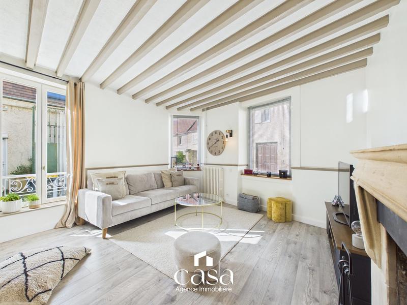 Maison - 122 m² - 6 pièces