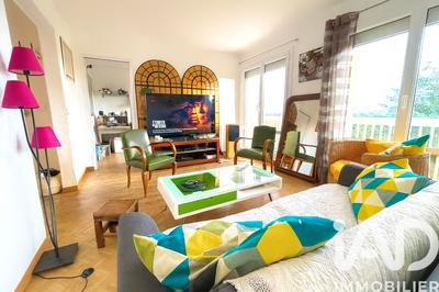 Appartement - 79 m² - 4 pièces