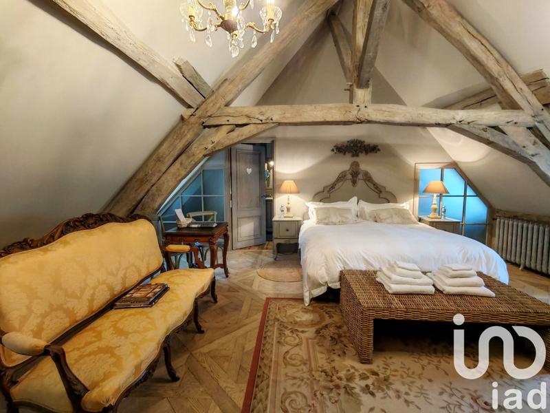 Maison - 239 m² - 7 pièces