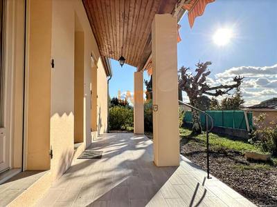 Villa - 70 m² - 3 pièces