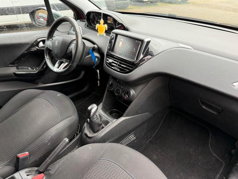Peugeot 208 1.6 BlueHDi 75ch Bvm5 Style