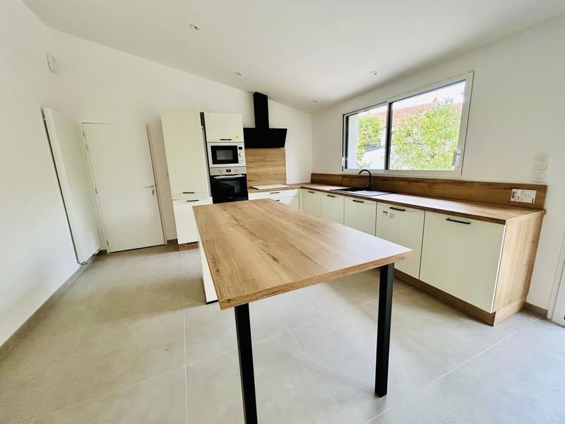 Maison - 114 m² - 6 pièces