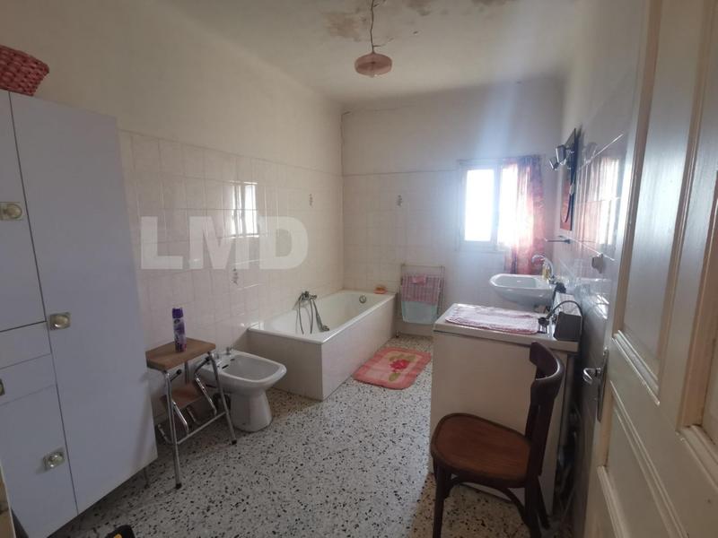 Maison - 160 m² - 8 pièces