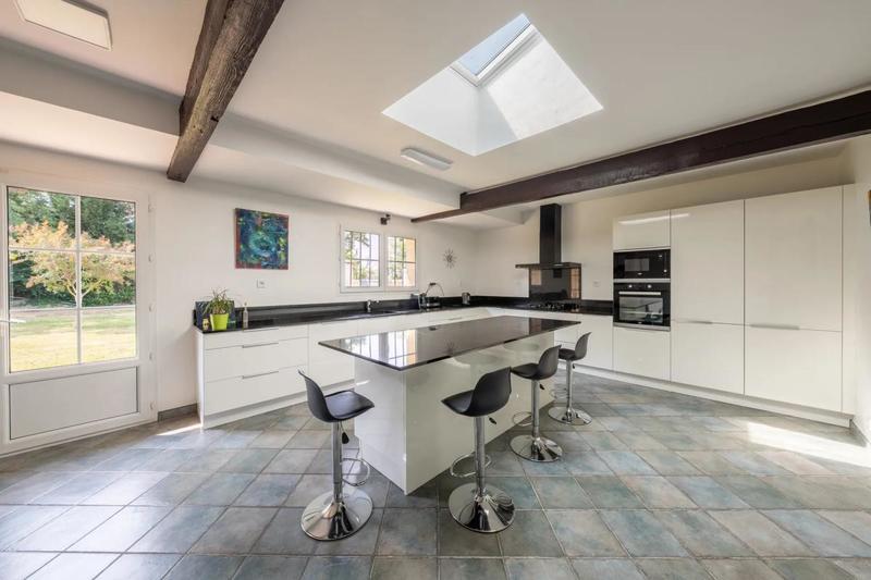 Maison de maîtres - 400 m² - 9 pièces