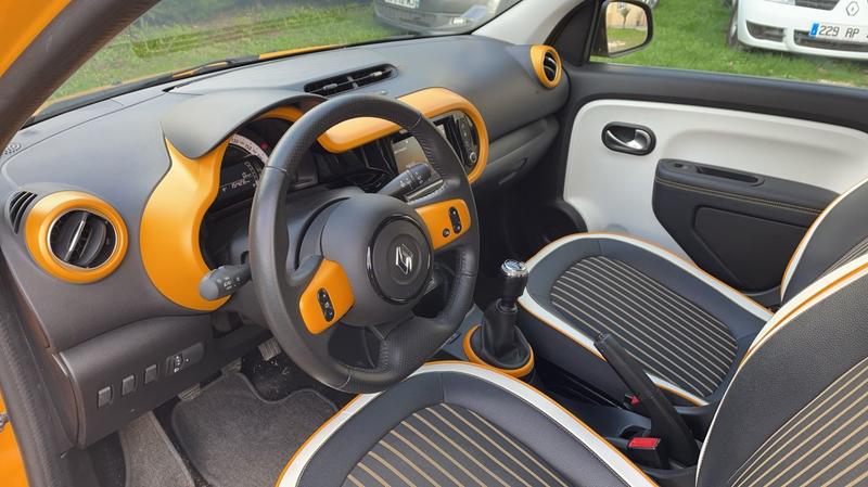 Renault Twingo III 1.0 SCe 75 Intens