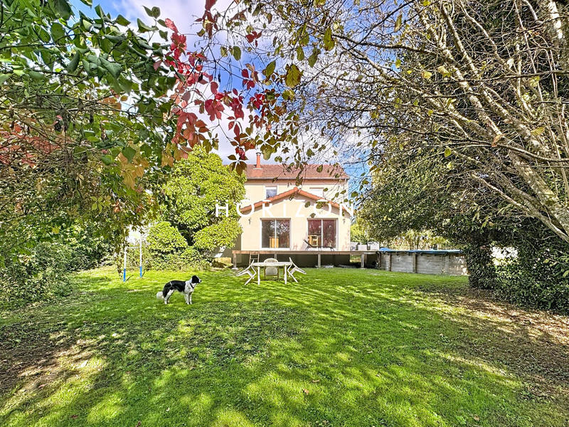 Maison ancienne - 175 m² - 7 pièces