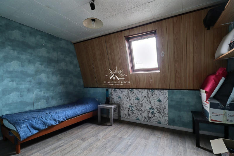 Maison - 90 m² - 5 pièces