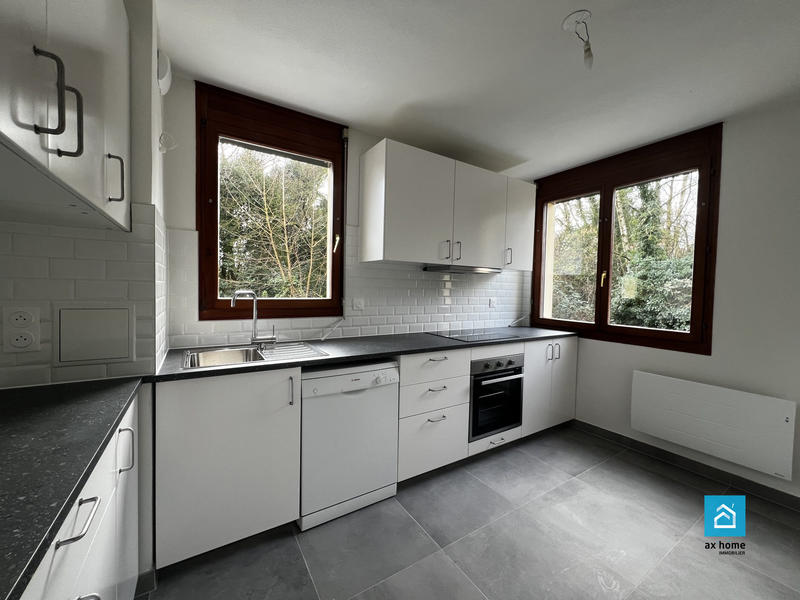 Appartement - 80 m² - 3 pièces