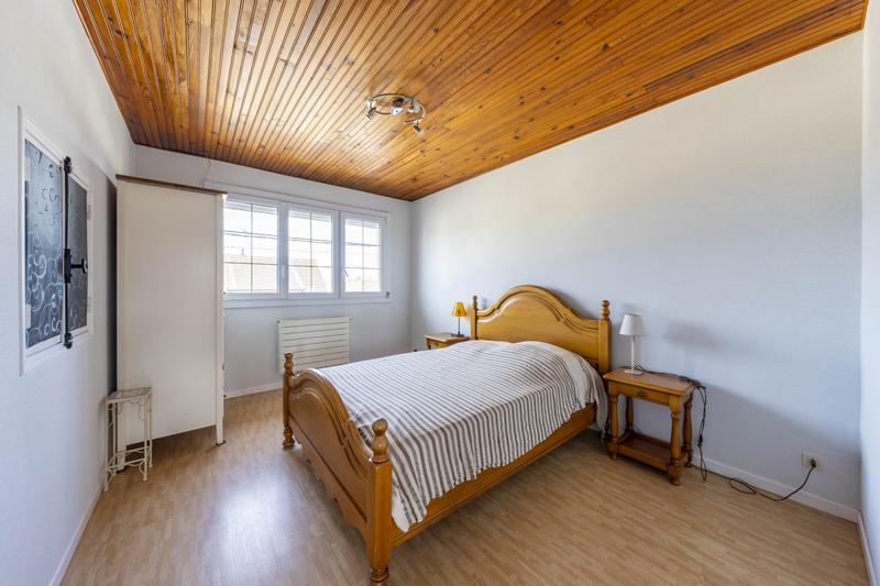 Maison - 190 m² - 11 pièces