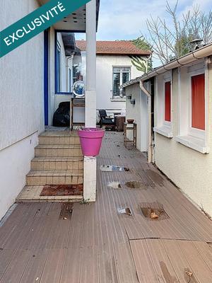 Maison - 86 m² - 5 pièces