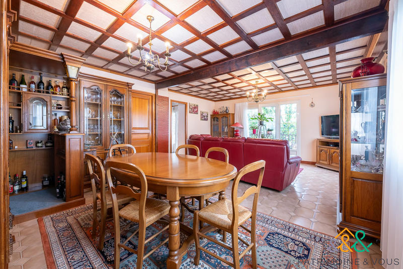 Châlet - 198 m² - 7 pièces