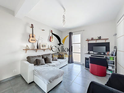 Maison contemporaine - 118 m² - 7 pièces