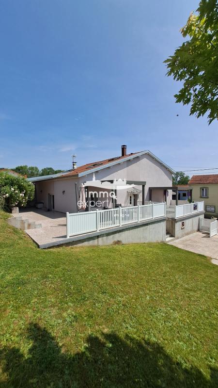 Maison - 128 m² - 7 pièces
