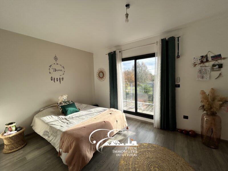 Maison - 299 m² - 9 pièces