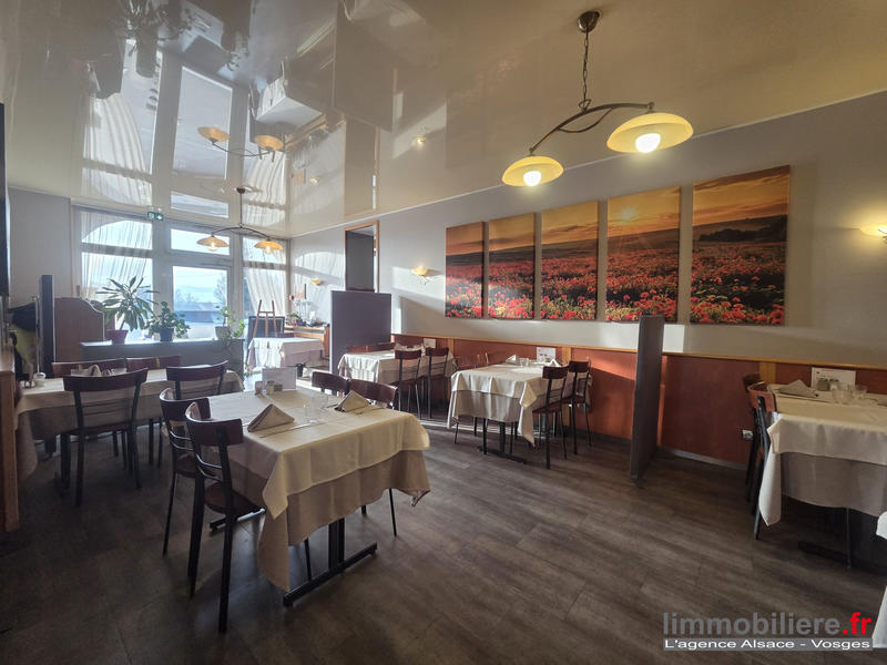 Local commercial - 439 m²