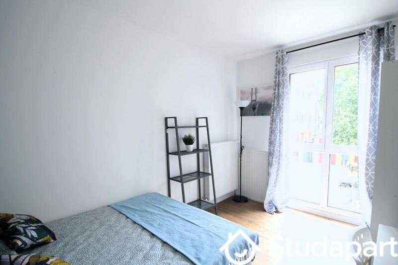 Chambre - 10 m² - 1 pièce