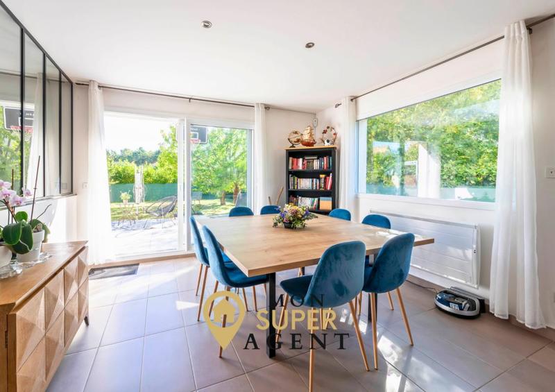 Maison - 190 m² - 7 pièces