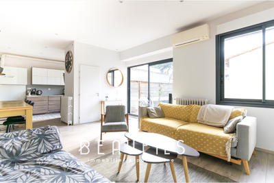 Appartement - 93 m² - 4 pièces