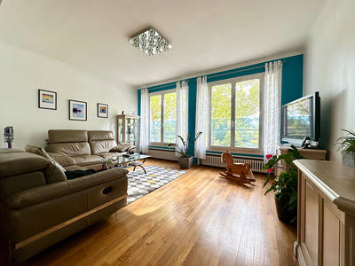 Maison - 142 m² - 7 pièces