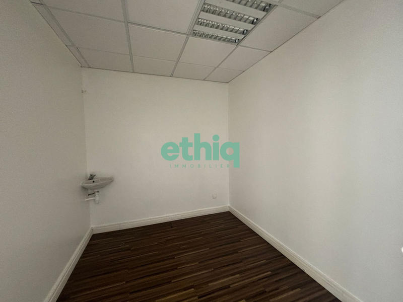 Local commercial - 420 m²